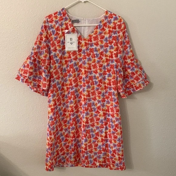 NWT Women's Summer V-neck boho bell sleeve Dress - Picture 4 of 7